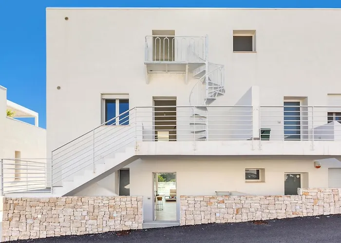 Punta Ristola By Perle Di Puglia * 레우카